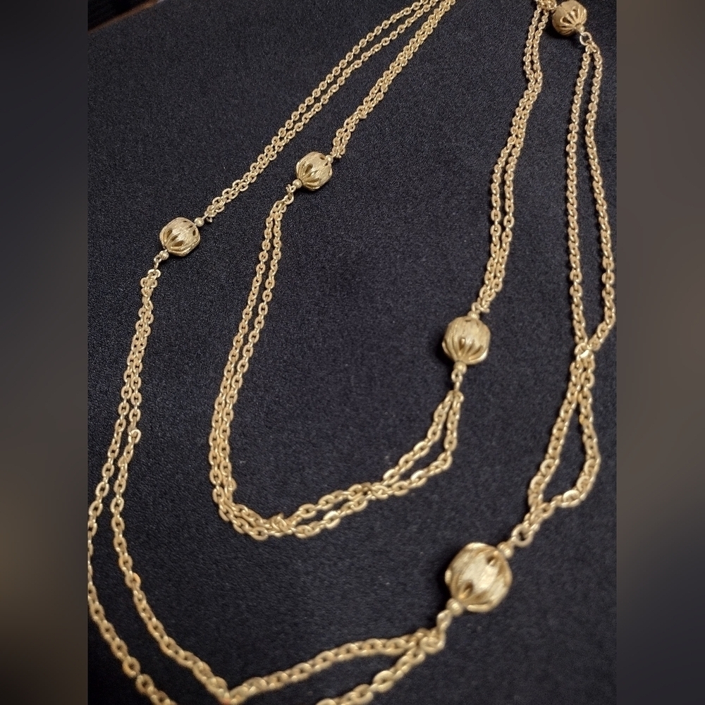 Gold Chain Necklace with Beaded Accents - Picture 2 of 9